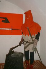 Poland_-_executioner_in_Torture_Museum.jpg