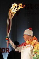 onosets_Olimpiyskogo_ognya_Ekaterinburg_1386910364.jpg