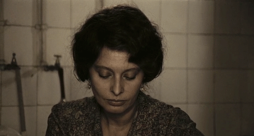 03498210aac5a77c43c1492298da88fd949fe3ad.gif