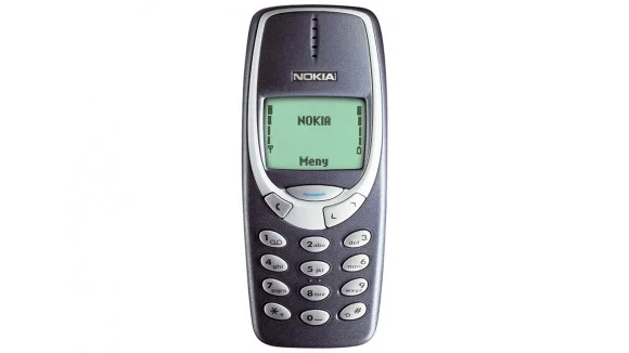 1%20Nokia%203310-580-90.jpg?rand=0.webp