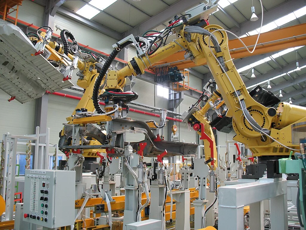 1024px-Manufacturing_equipment_116.webp