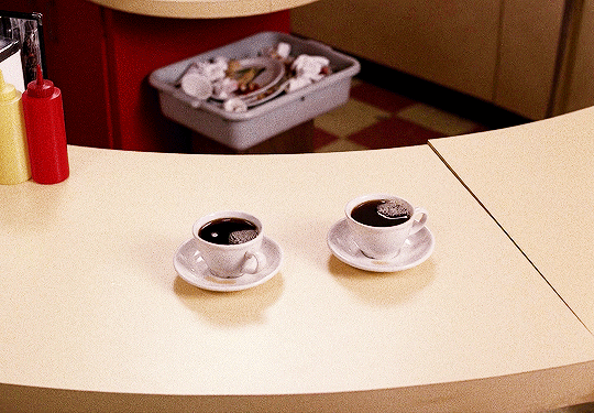 104f8508ec3d7a6aa42226835d645854bb9e4cbe.gif
