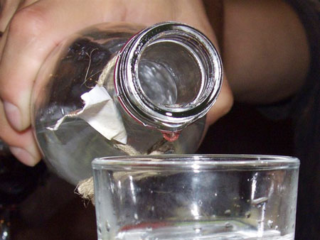 1248718983_vodka1.jpg