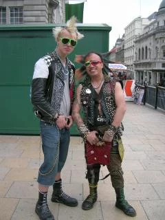 1266755891_london_punk-stand.webp