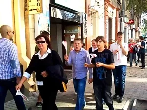 12764238.webp