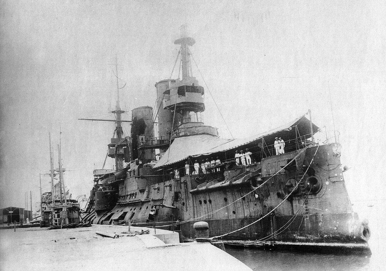1280px-Tsesarevich1904Qingdao1.jpg
