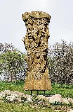1345712943_n205_svantevit-statue.webp