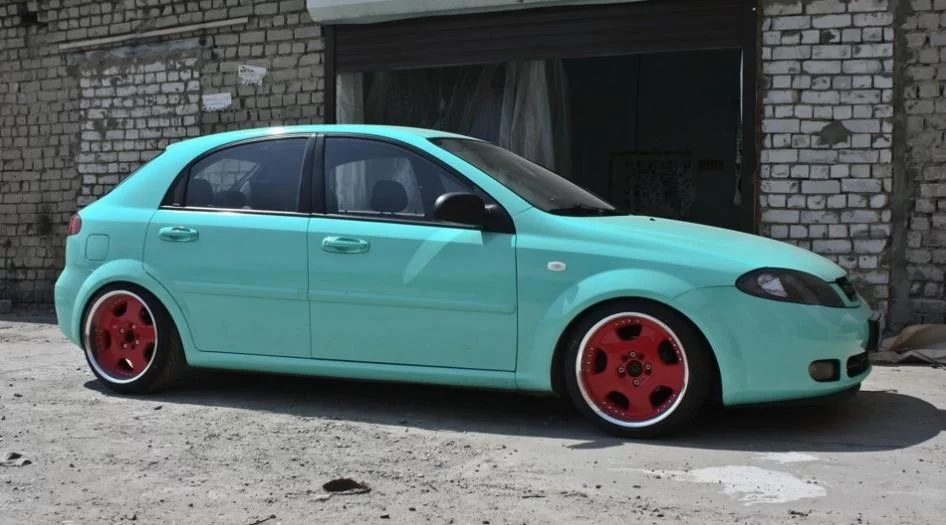 1351590165_shevrole-lachetti-vo-vsey-krase.webp