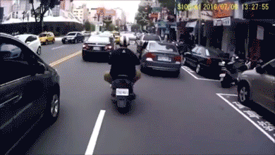 1468102360160857196.gif