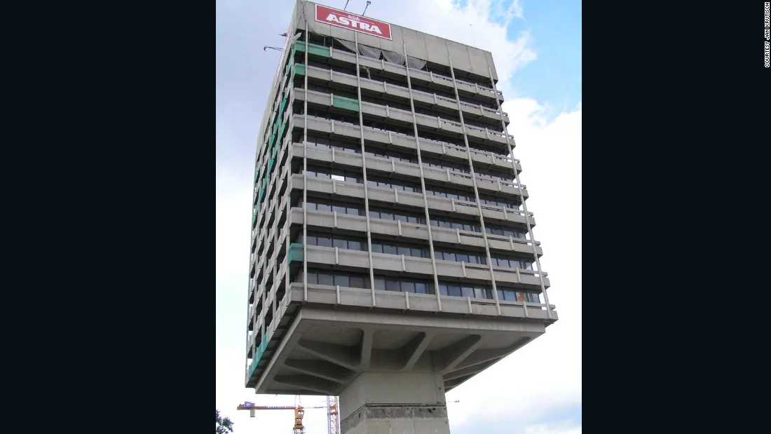 150331102421-astra-tower-hamburg-super-169.webp