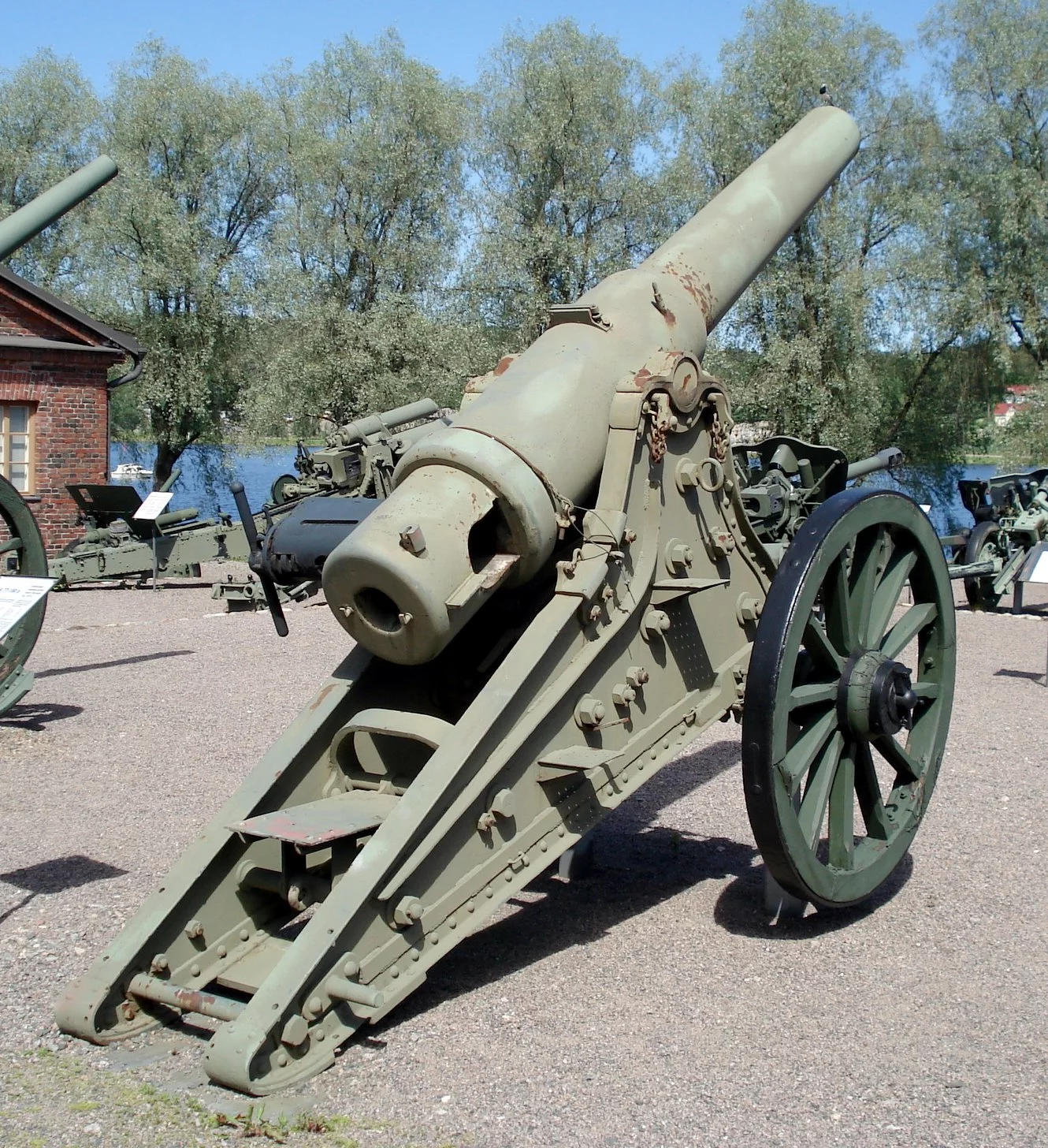 152mm_m1877_190_pood_gun_2.webp