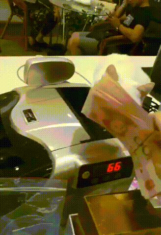1544520664169783302.gif