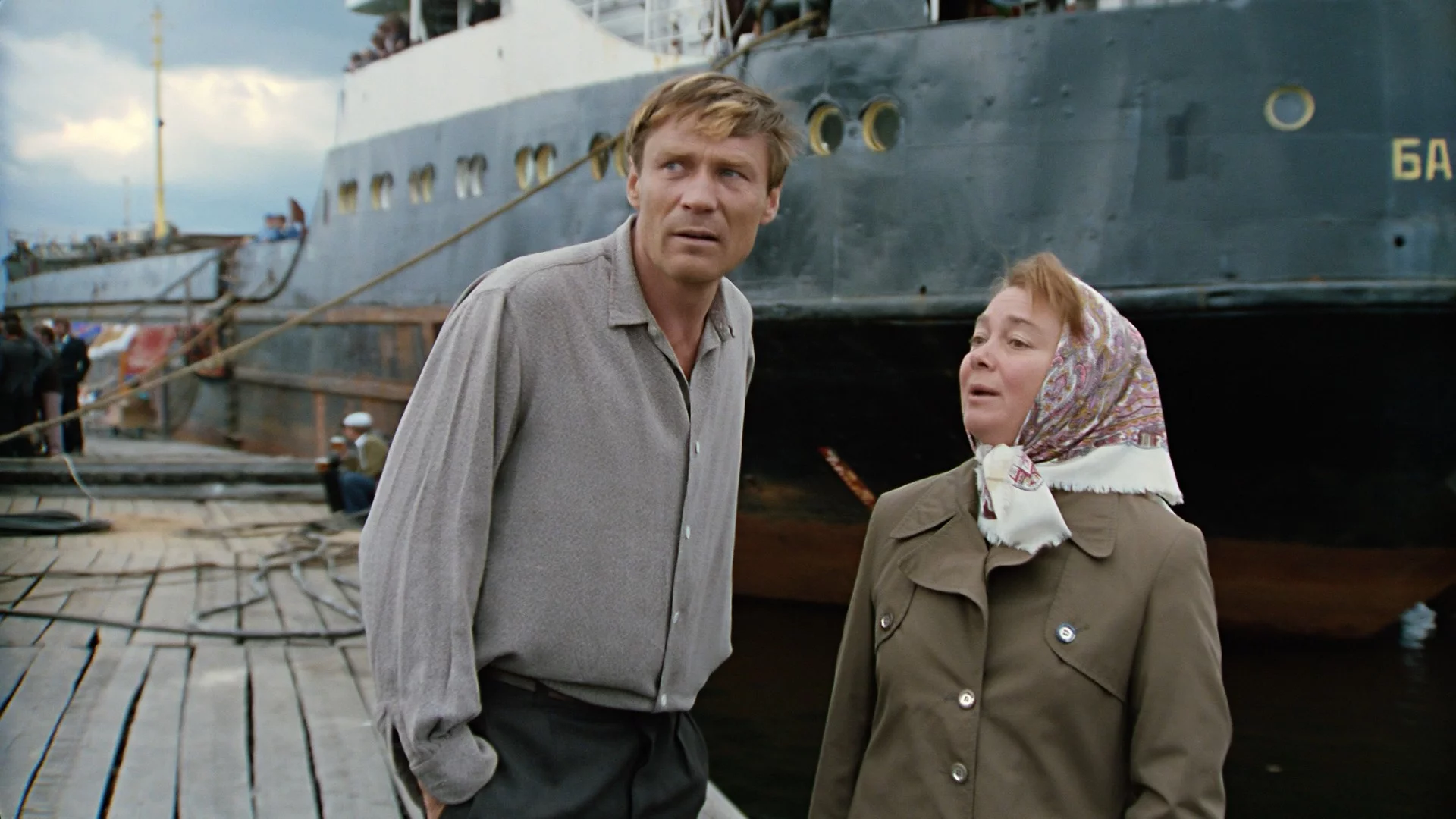 1590055692_15-p-lyubov-i-golubi-film-65.webp