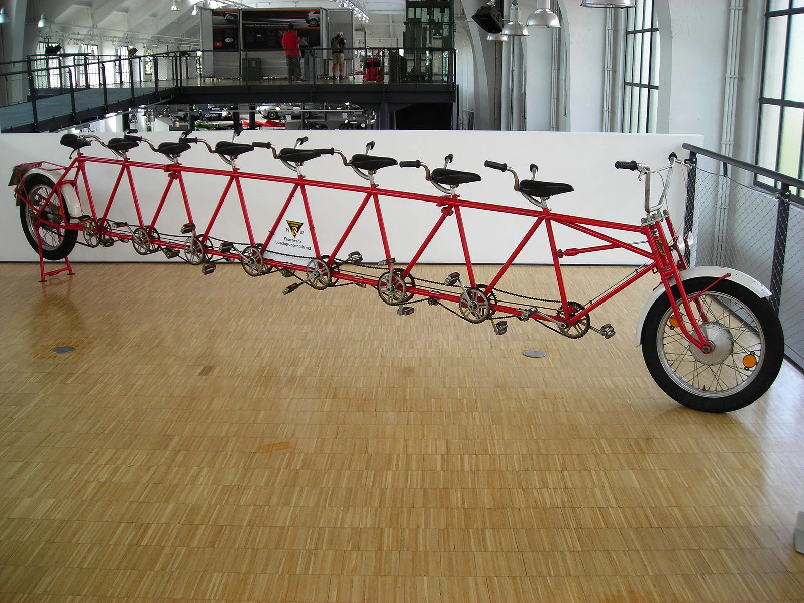 1600px-BF_N%C3%BCrnberg-L%C3%B6schgruppen-Fahrrad.webp