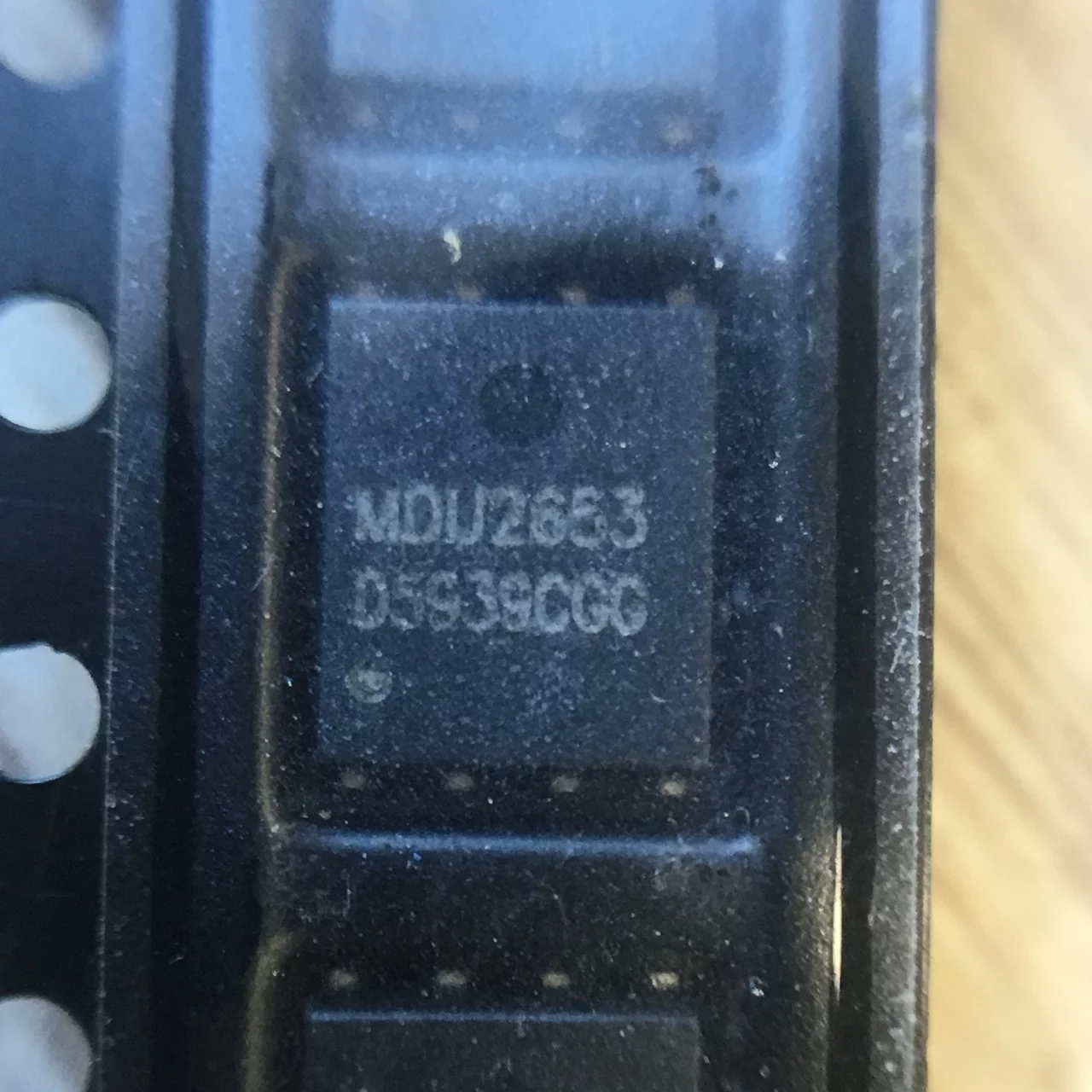 1725712280_w640_h640_mosfet-mdu2653-.webp