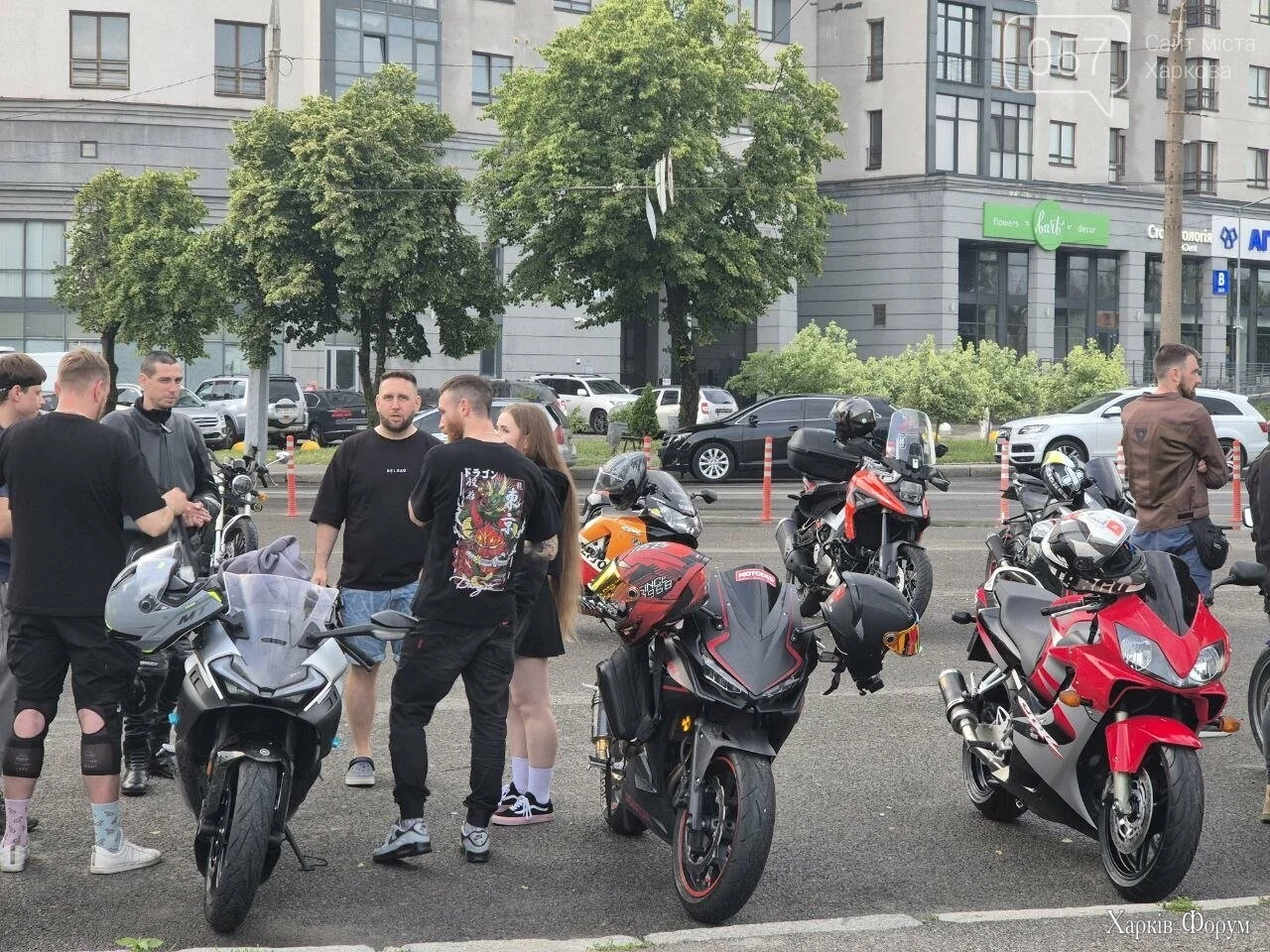 1_6a5111abe8f44.webp