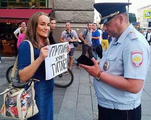 1dcjaf.webp