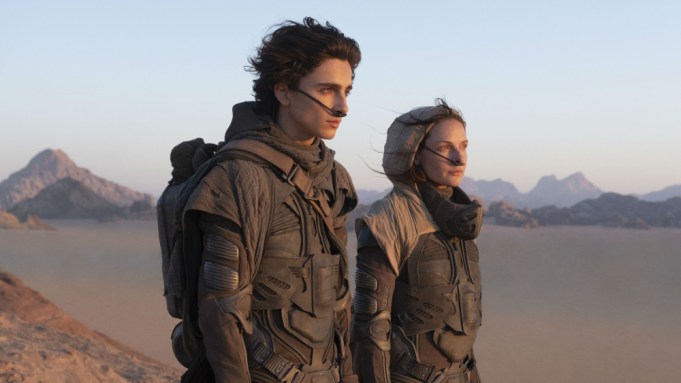 20-timothee-chalamet-rebecca-ferguson-1592581644-2.jpg