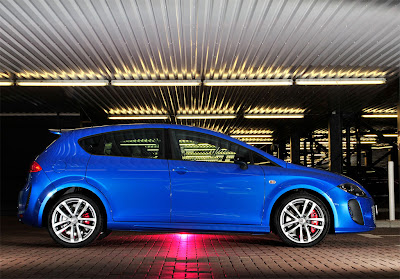 2008-SEAT-Leon-K1-Blue-4%5B1%5D.jpg