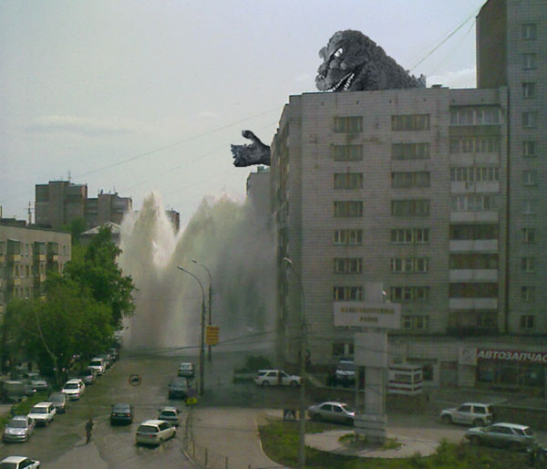 2008_05_29_www_ljplus_ru_img4_______lapa_godzilla1.jpg