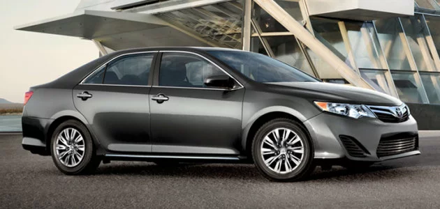 2013-toyota-camry-le-jpg_191422.webp