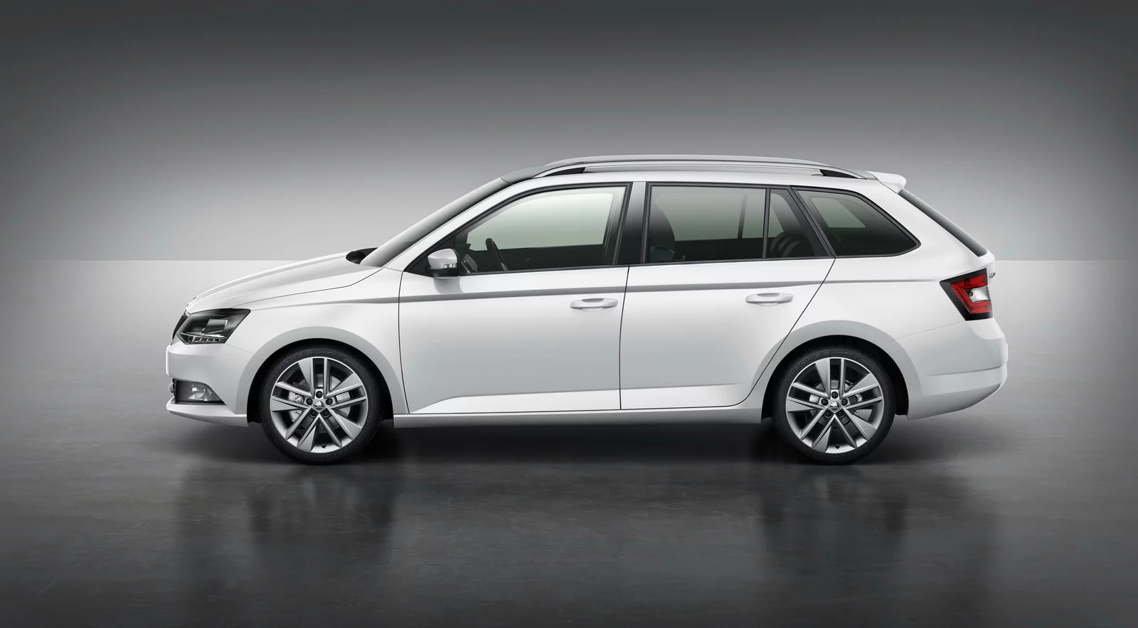 2015-Skoda-Fabia-Combi-press-image-3.webp