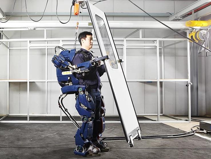 20160509-Hyundai-Wearable-Robot-09.webp