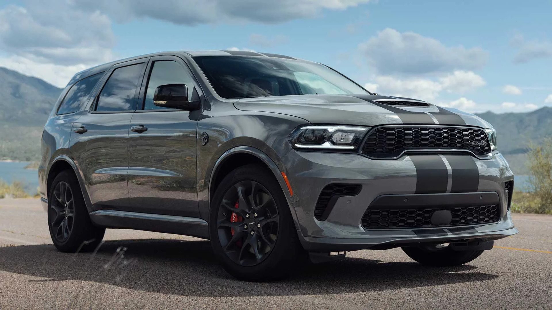 2021-dodge-durango-srt-hellcat.webp