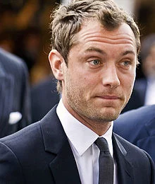 220px-Jude_Law_at_TIFF2.webp