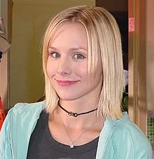 220px-Kristen_Bell_as_Veronica_Mars_2.webp