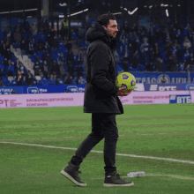 226584c56fe75cc2e39.gif