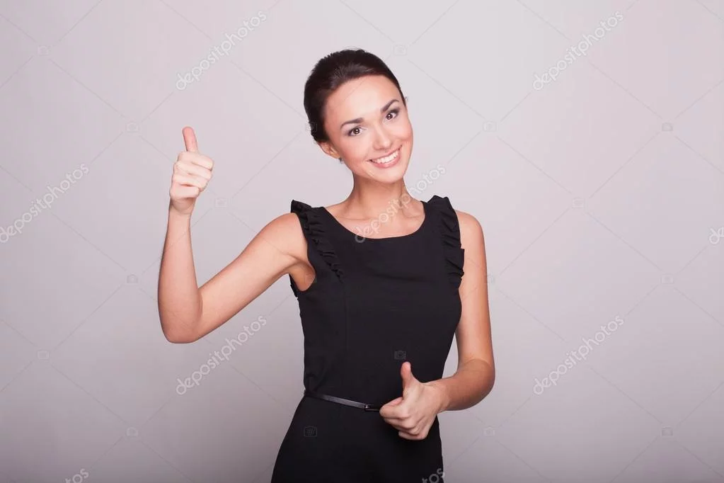25651-the-beautiful-brunette-shows-fingers-a-class.webp