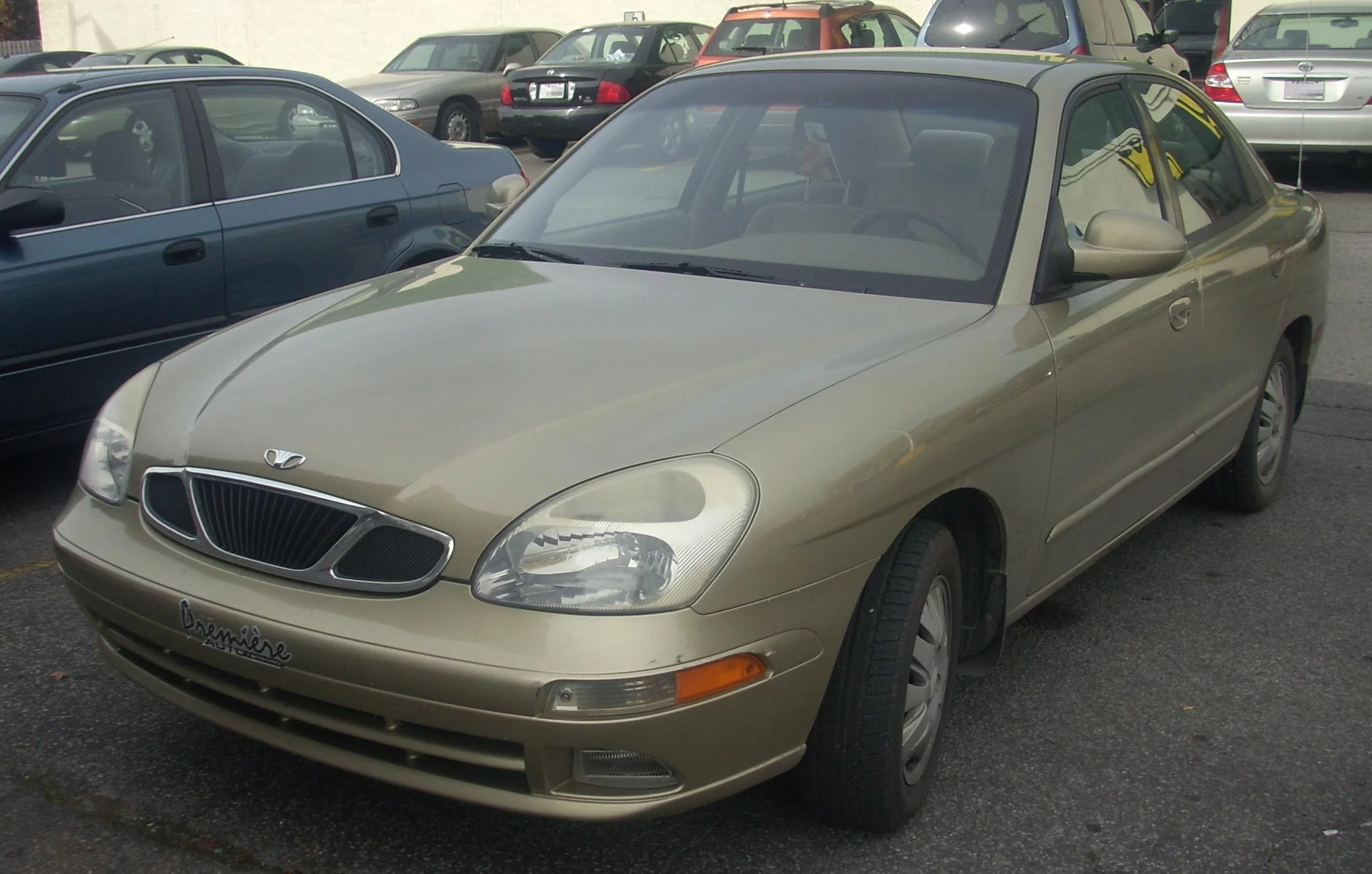 %2700-%2702_Daewoo_Nubira_Sedan.webp
