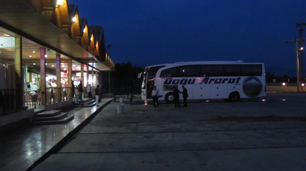 27936NlKego.webp