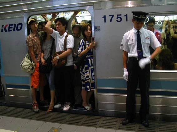 2_metro-v-chas-pik.webp