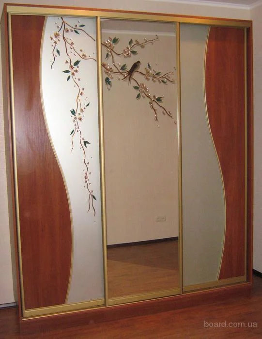 3-mebel-na-zakaz-kuhni-shkafyi-kupe-detskie.webp