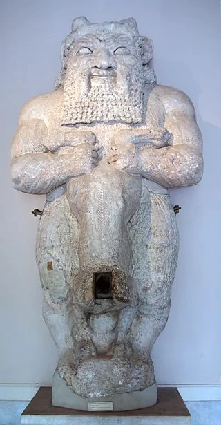 320px-IAM_3317T_-_Statue_of_Bes.webp