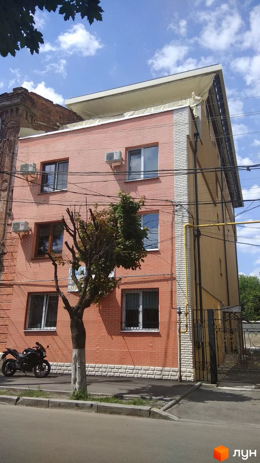 331676.webp