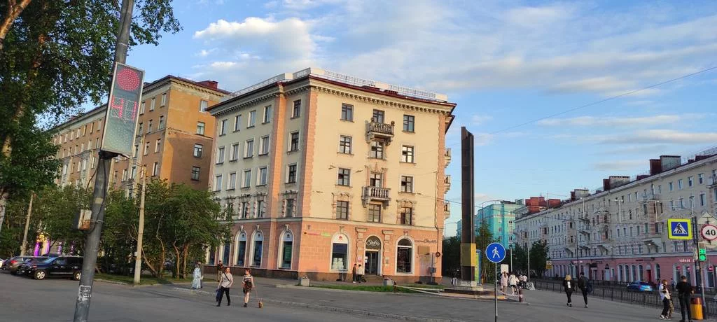 34807526.webp