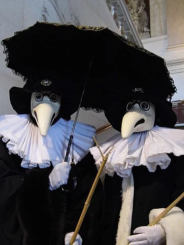360px-Karneval_in_Venedig_-_panoramio_%281%29.webp