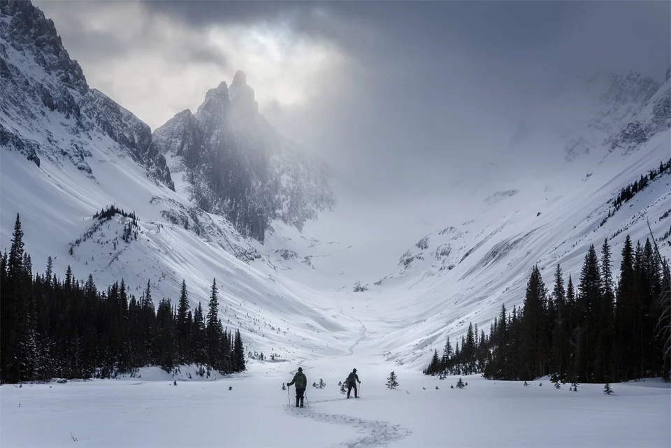 36burstall-pass-alberta-canada.webp