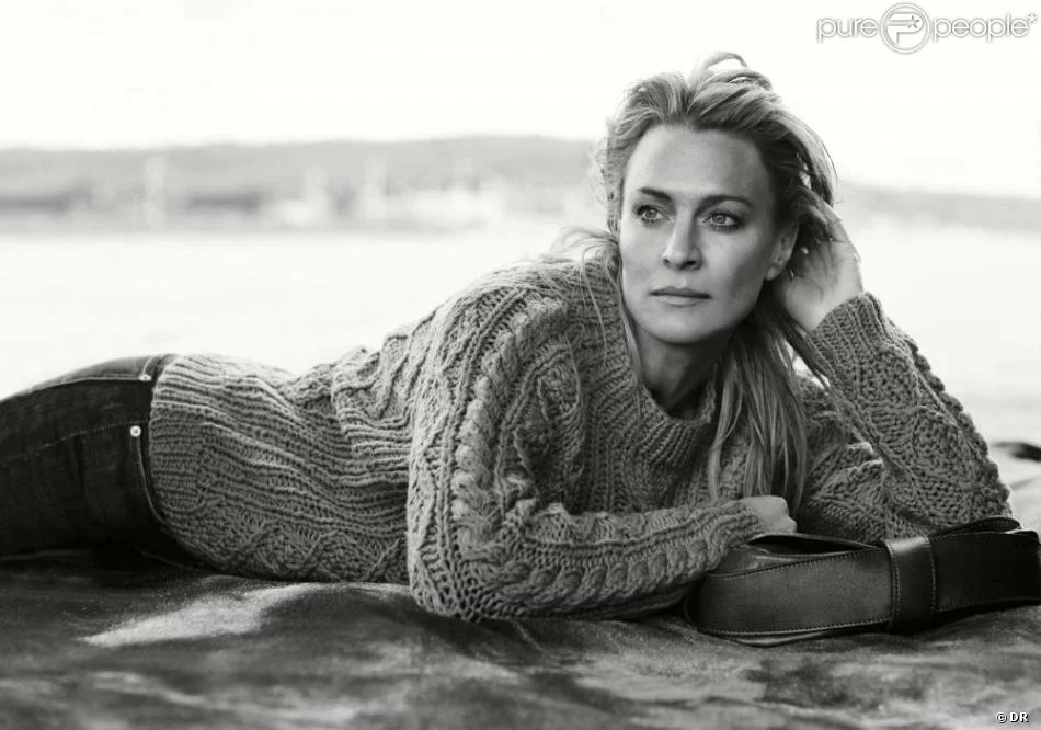 375-robin-wright-dans-la-nouvelle-campagne-950x0-1.webp