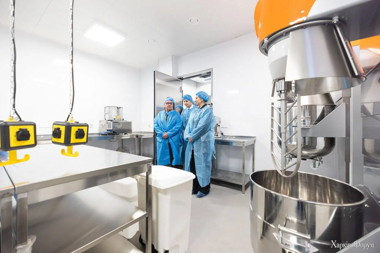 Фабрика-кухня для школярів у Харківській області 3