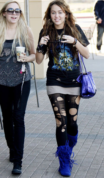 40132543_miley_cyrus_03_wenn2249540.jpg