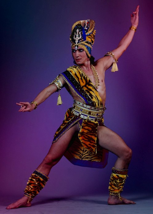 42922082_Tandava.jpg
