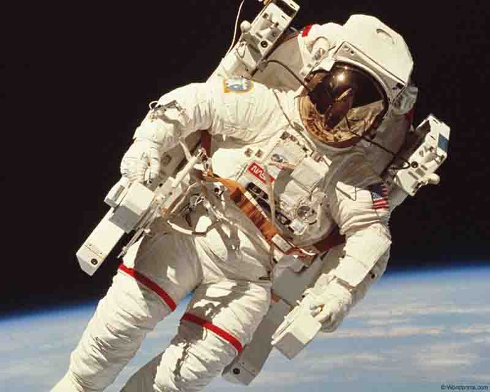 48763020_000187441.jpg