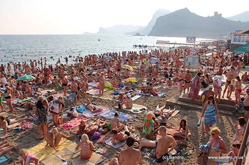 4million_tourist.webp