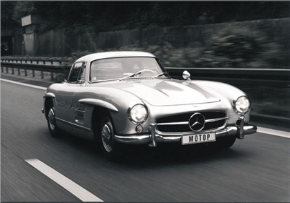 54-57mb_300sl_gullwing_16.jpg