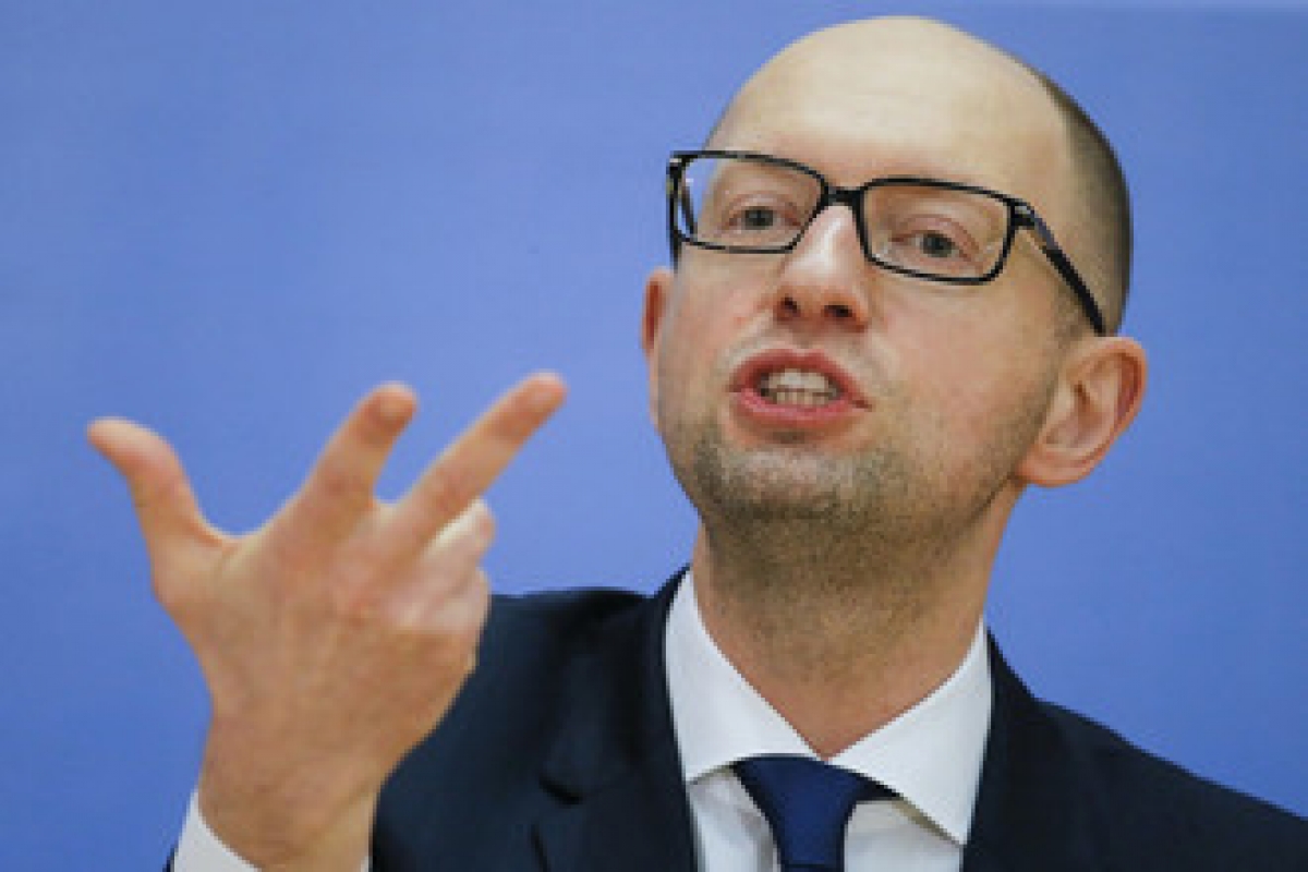 56276cee2df8f_yatsenyuk_4.jpg