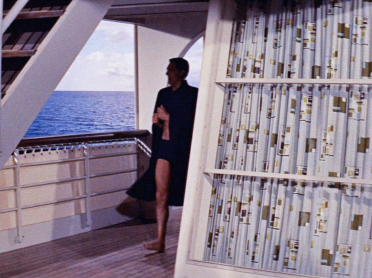 58c6923aaffca78fcfe20b7220de8065205b05b8.gif